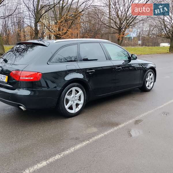 Універсал Audi A4 2011 в Івано-Франківську