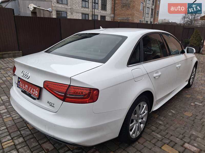 Седан Audi A4 2014 в Каменец-Подольском