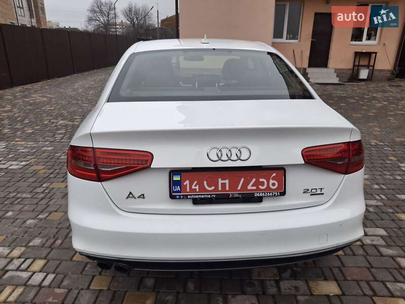 Седан Audi A4 2014 в Каменец-Подольском