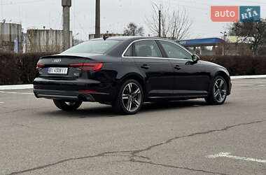 Седан Audi A4 2016 в Киеве