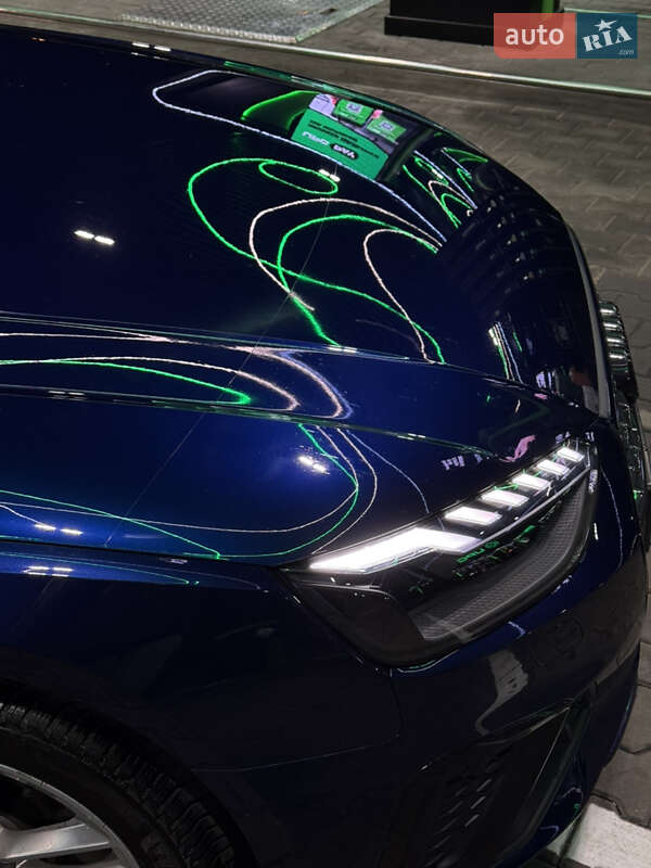 Седан Audi A4 2020 в Днепре