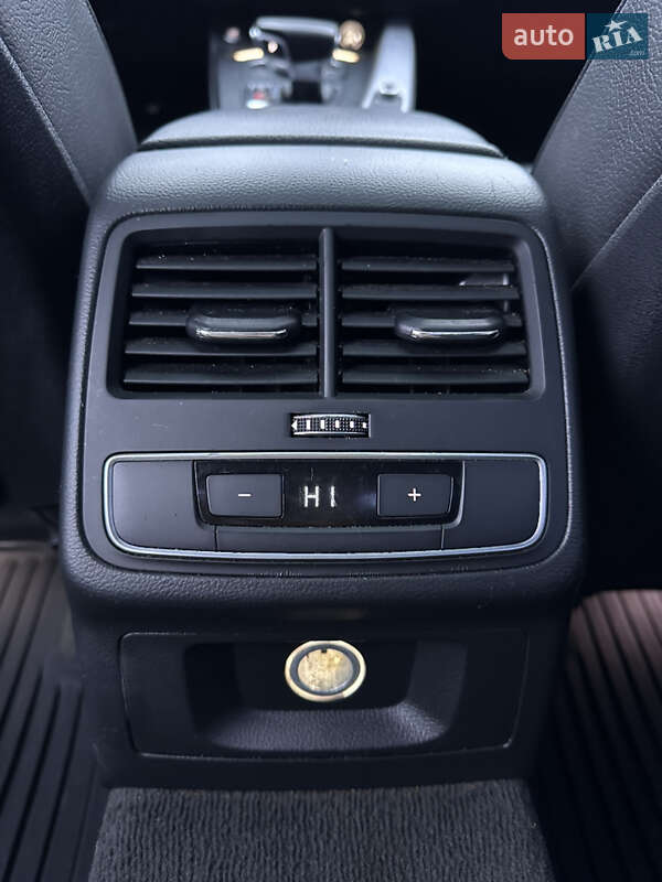 Седан Audi A4 2016 в Ромнах фото 16 Седан Audi A4 2016 в Ромнах