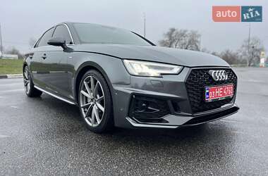 Седан Audi A4 2017 в Києві