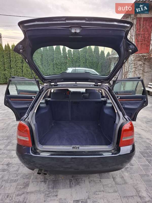 Универсал Audi A4 2000 в Черновцах