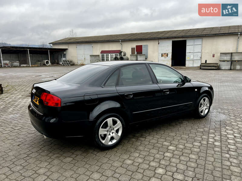 Седан Audi A4 2006 в Надворной