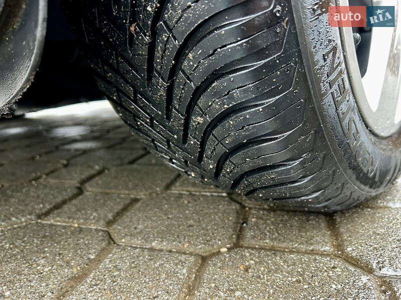 Седан Audi A4 2006 в Надворной