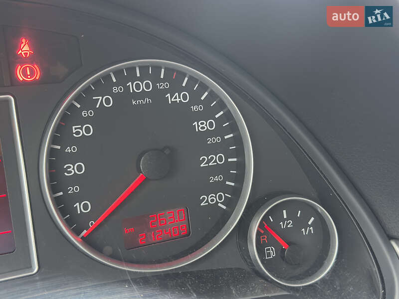 Седан Audi A4 2006 в Староконстантинове