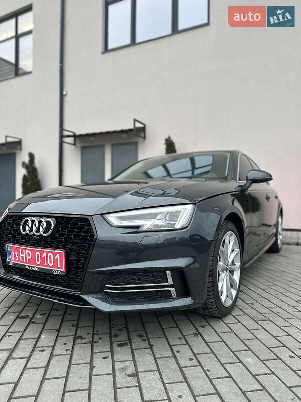 Седан Audi A4 2018 в Ровно