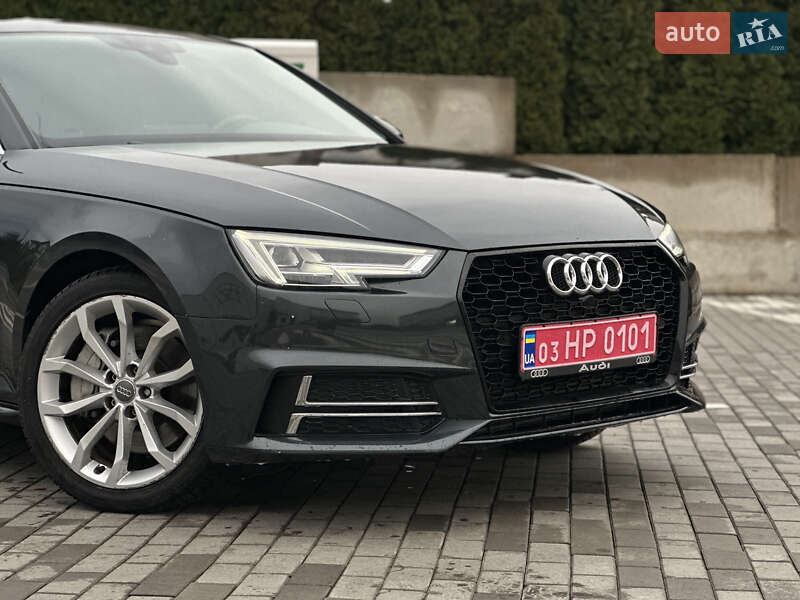 Седан Audi A4 2018 в Ровно