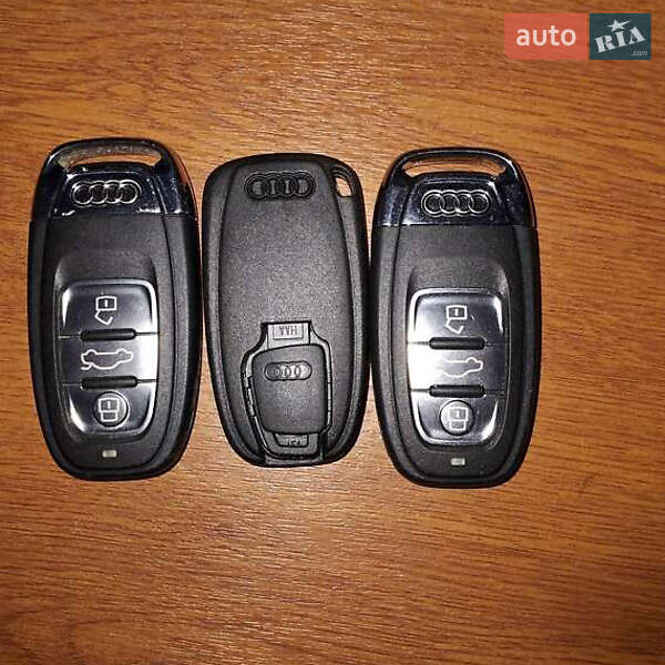 Седан Audi A4 2014 в Киеве