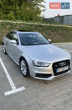 Седан Audi A4 2014 в Тернополе