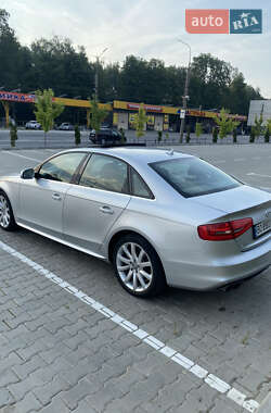 Седан Audi A4 2014 в Тернополе