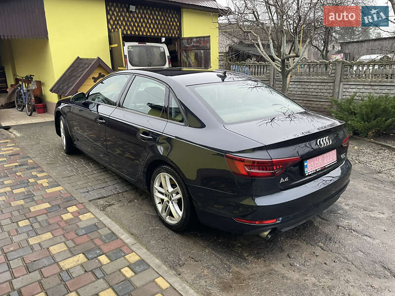 Седан Audi A4 2017 в Киеве фото 16 Седан Audi A4 2017 в Киеве