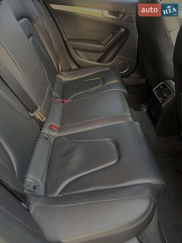 Седан Audi A4 2015 в Киеве фото 26 Седан Audi A4 2015 в Киеве