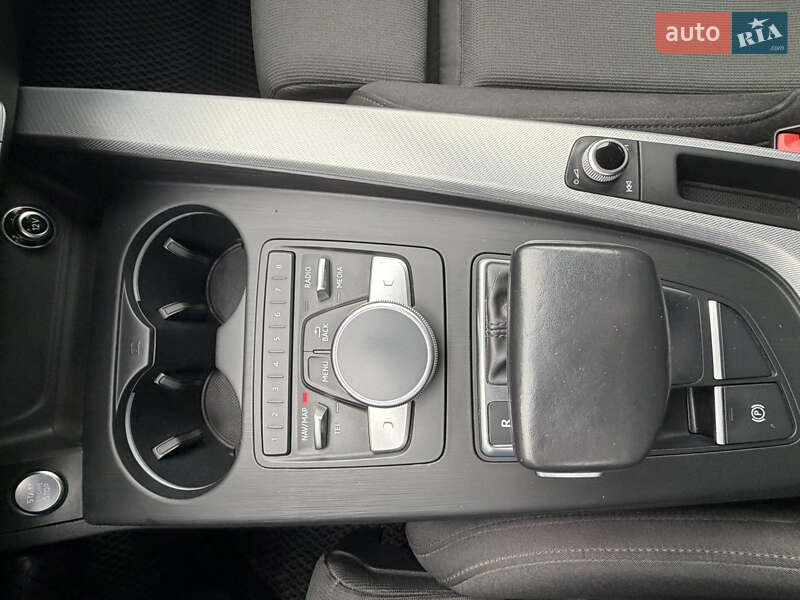 Универсал Audi A4 2017 в Виннице