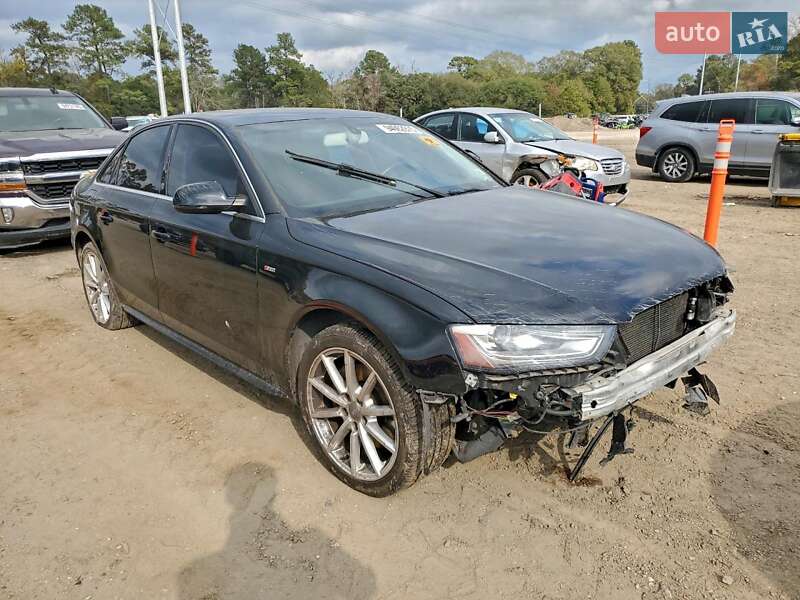 Седан Audi A4 2015 в Львове