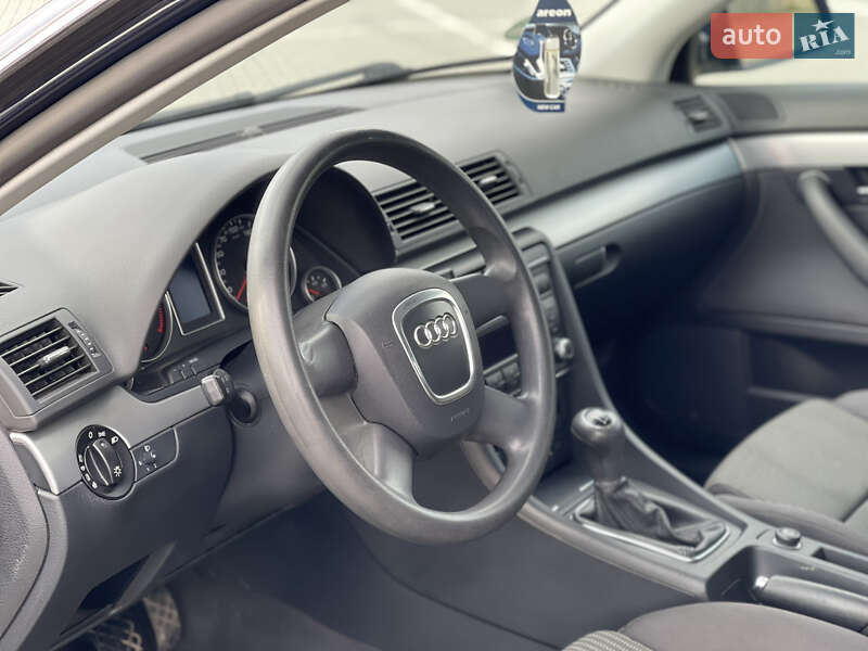 Седан Audi A4 2007 в Черновцах