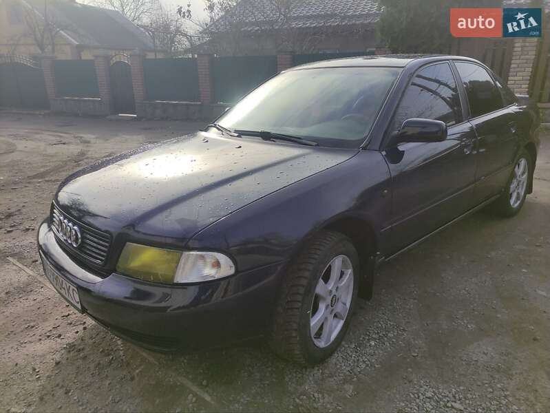 Седан Audi A4 1998 в Жмеринке фото Седан Audi A4 1998 в Жмеринке
