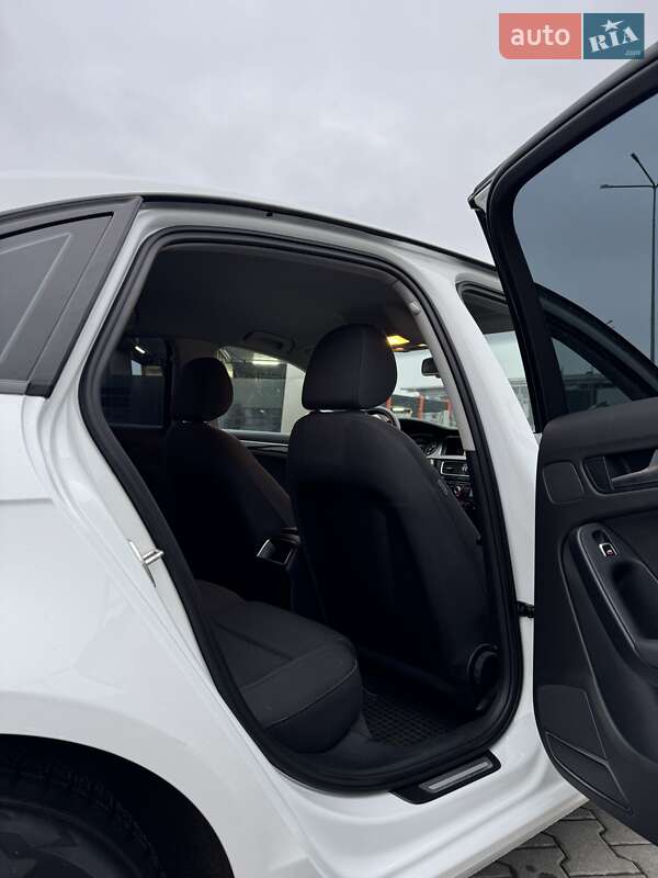 Седан Audi A4 2014 в Харькове