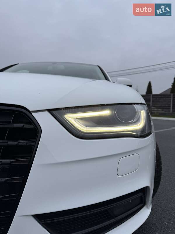 Седан Audi A4 2014 в Харькове