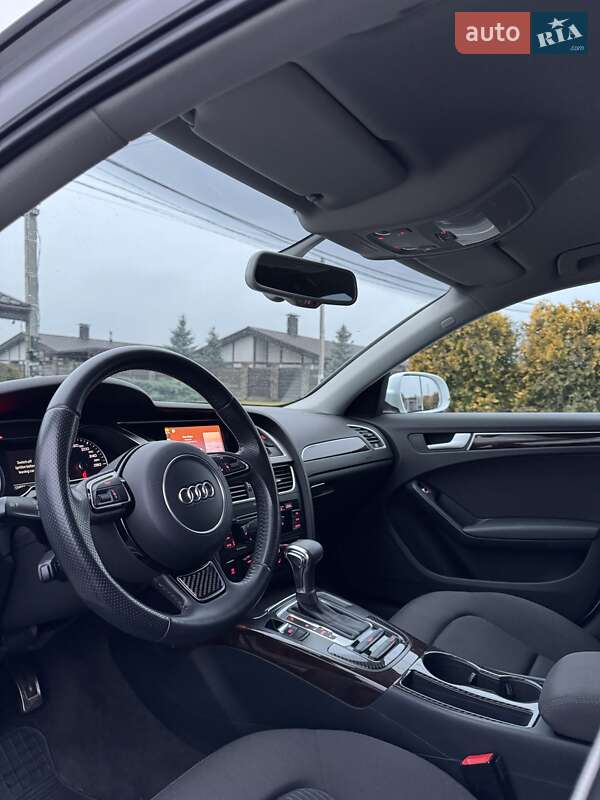 Седан Audi A4 2014 в Харькове