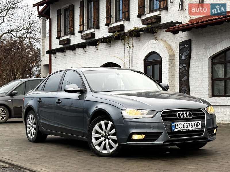 Седан Audi A4 2013 в Красилове