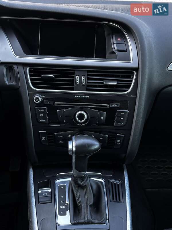 Седан Audi A4 2013 в Красилове