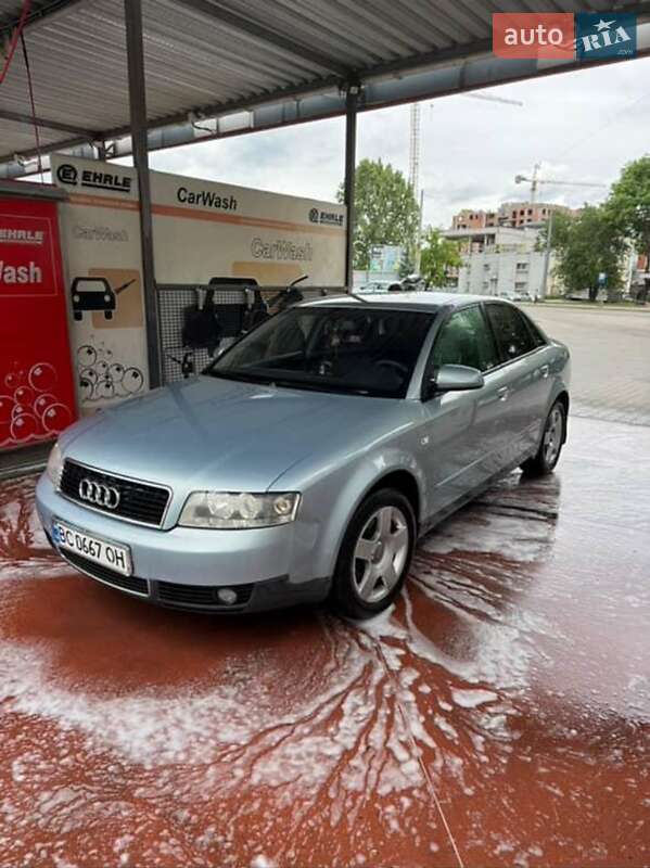 Седан Audi A4 2002 в Львове
