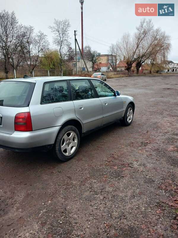 Универсал Audi A4 1997 в Луцке фото 3 Универсал Audi A4 1997 в Луцке