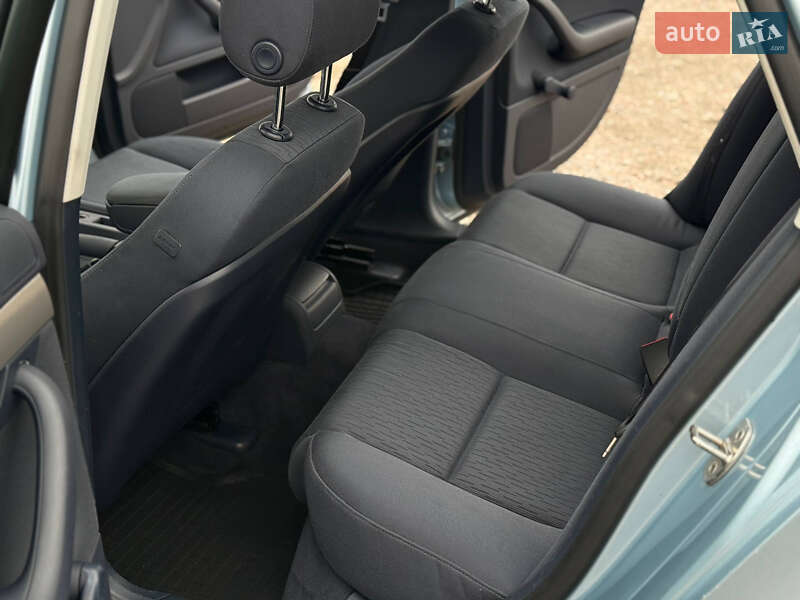 Седан Audi A4 2005 в Дніпрі