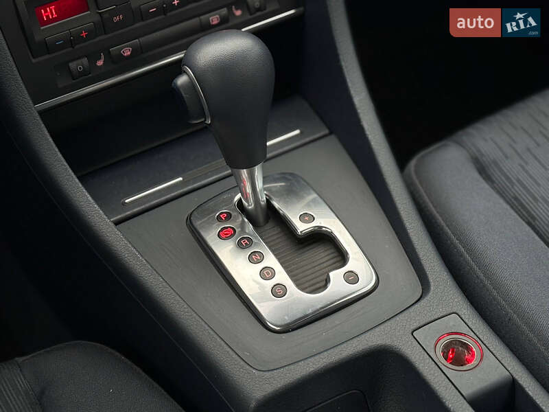 Седан Audi A4 2005 в Дніпрі