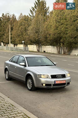Седан Audi A4 2003 в Ровно