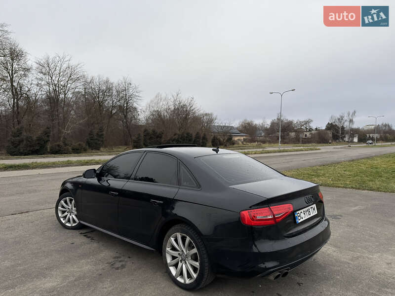 Седан Audi A4 2013 в Львові
