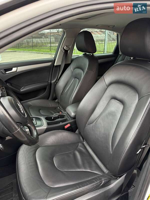 Седан Audi A4 2014 в Дніпрі