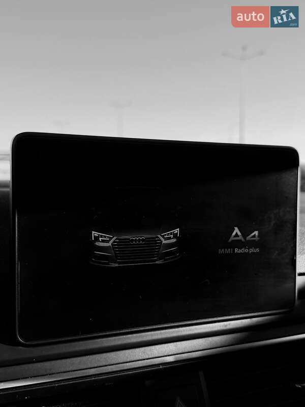 Седан Audi A4 2016 в Львове