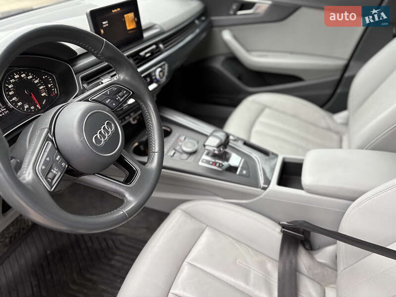 Седан Audi A4 2018 в Тернополе