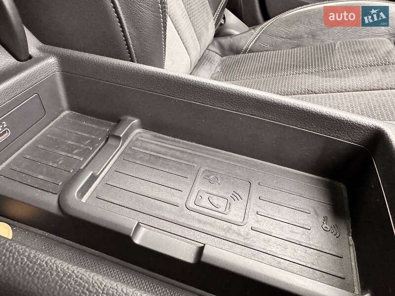 Універсал Audi A4 2019 в Києві