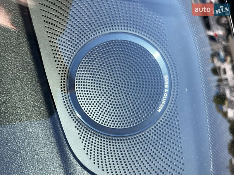 Седан Audi A4 2015 в Нововолынске