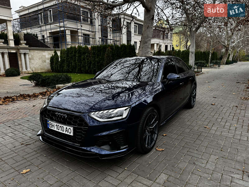 Седан Audi A4 2020 в Одессе