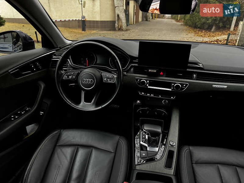 Седан Audi A4 2020 в Одессе