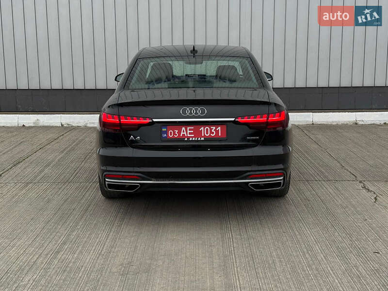Седан Audi A4 2021 в Черновцах