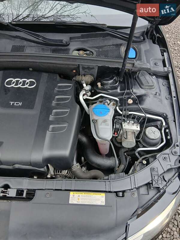 Седан Audi A4 2010 в Казатине