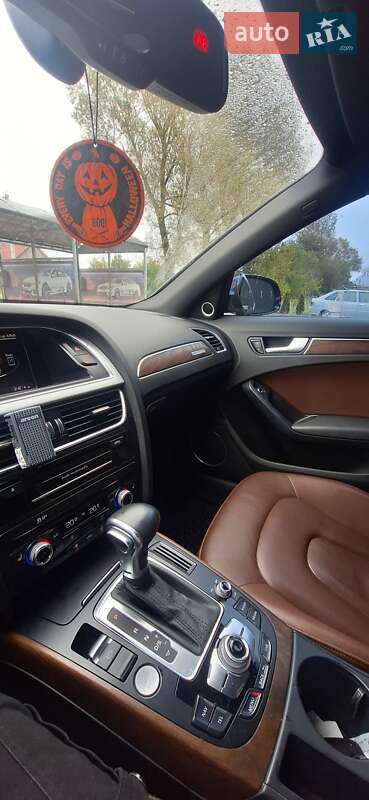 Седан Audi A4 2015 в Виннице