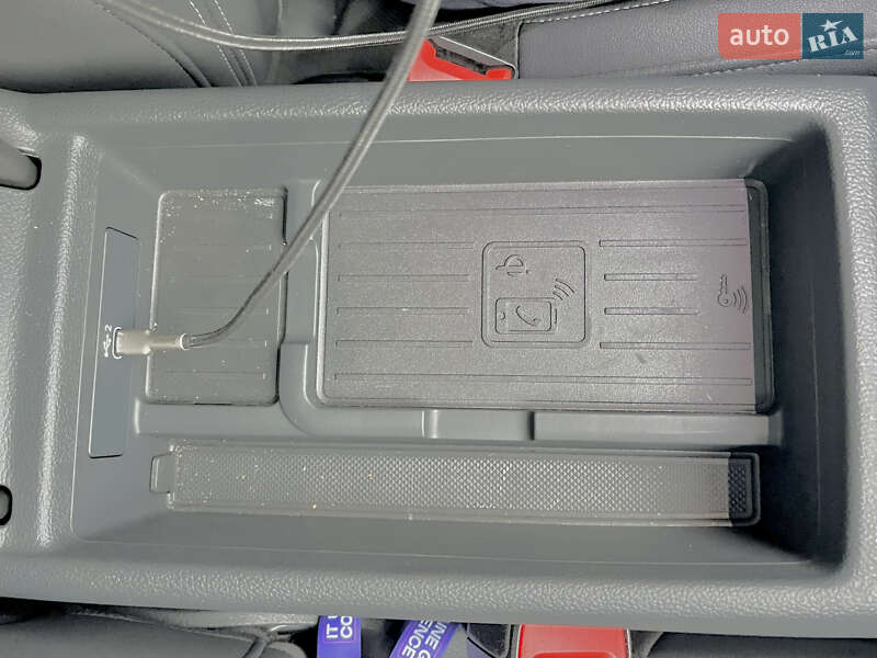 Седан Audi A4 2020 в Киеве фото 31 Седан Audi A4 2020 в Киеве