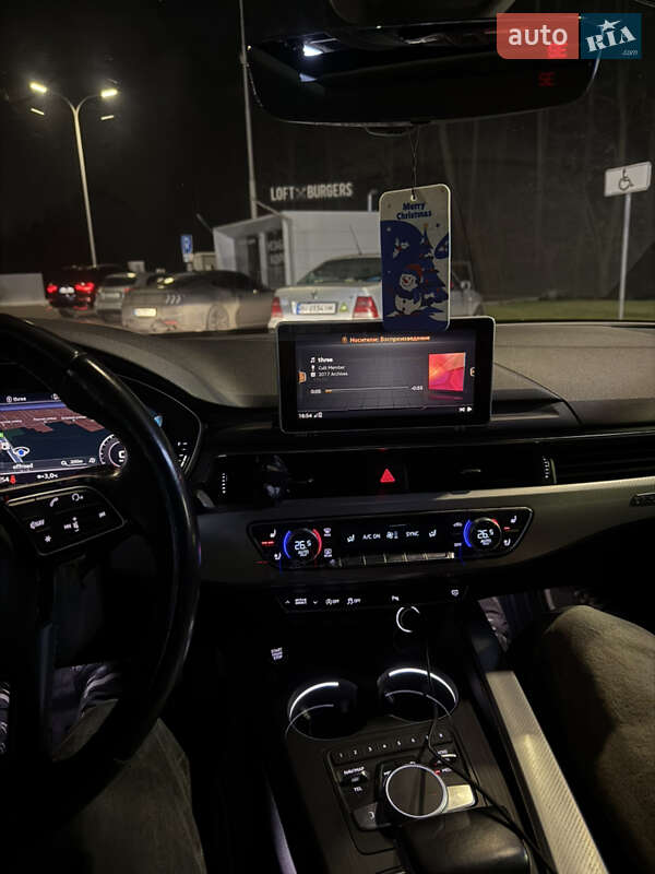 Седан Audi A4 2015 в Борисполе