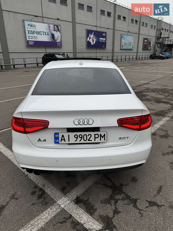 Седан Audi A4 2012 в Вишневом