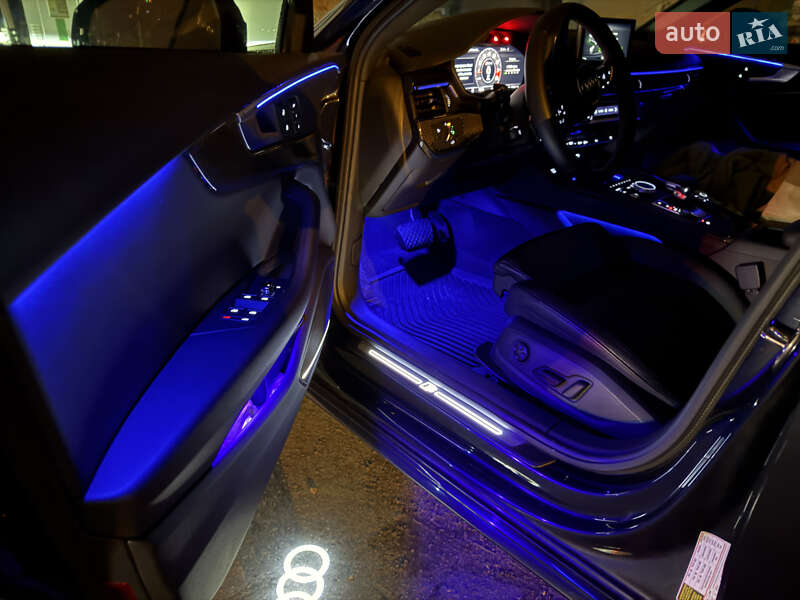 Седан Audi A4 2018 в Харькове