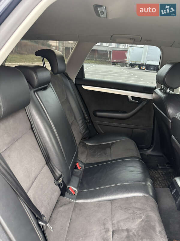 Универсал Audi A4 2005 в Пустомытах