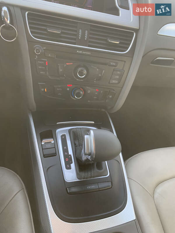 Универсал Audi A4 2010 в Сумах