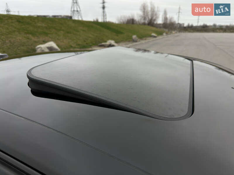 Седан Audi A4 2013 в Днепре